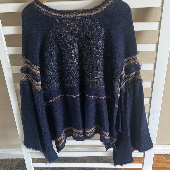 Free People Craft Time Bell Sleeve Sweater Navy Blue Striped Size Medium - Picture 7 of 13